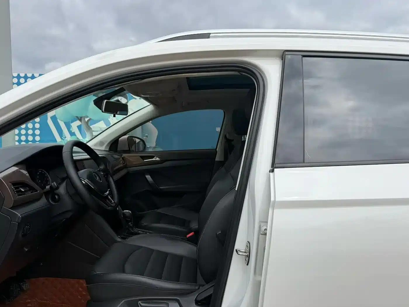 Tharu 2020 280TSI 2WD Comfort Edition (China VI Emission Standard) — миниатюра 5