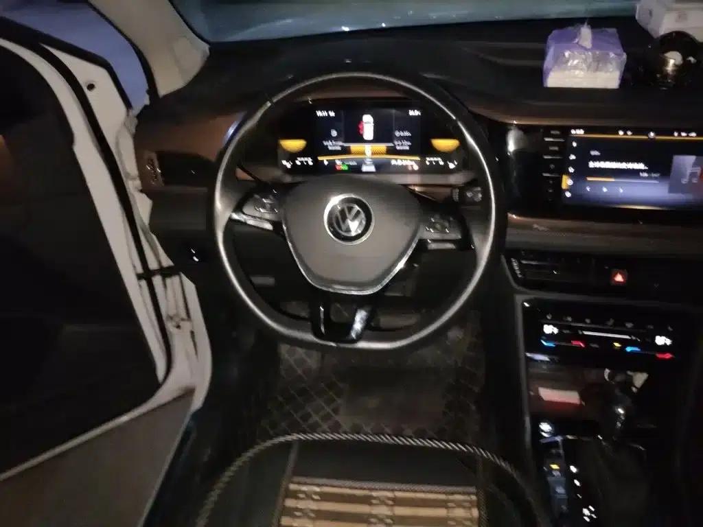 Tharu 2022 280TSI 2WD Luxury Edition — миниатюра 3