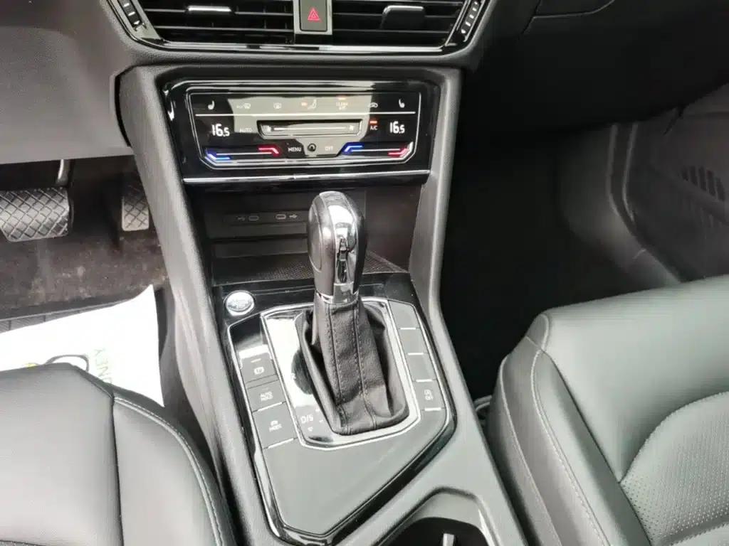 Tharu 2022 280TSI 2WD Luxury Edition — миниатюра 14