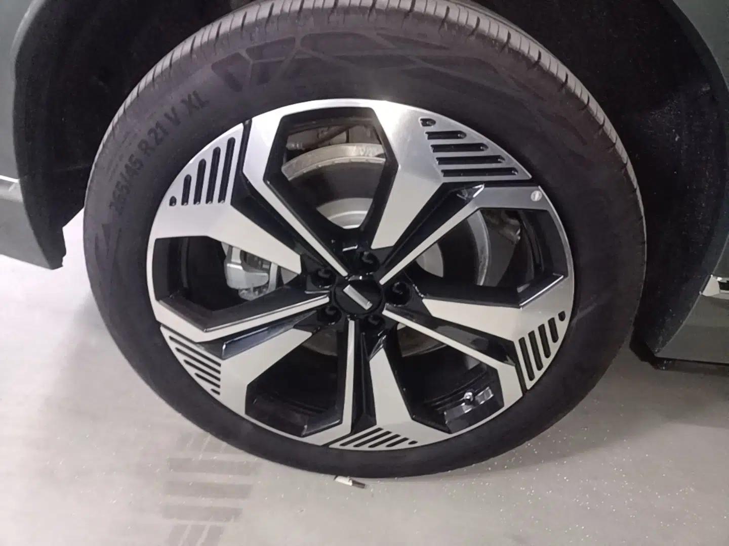 Wey Lanshan 2025 Four-Wheel Drive Ultra — миниатюра 16