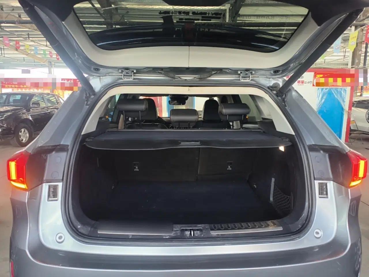 Wey VV6 2018 2.0T Two-Wheel-Drive Ultra-Luxury Version China V Standard — миниатюра 22