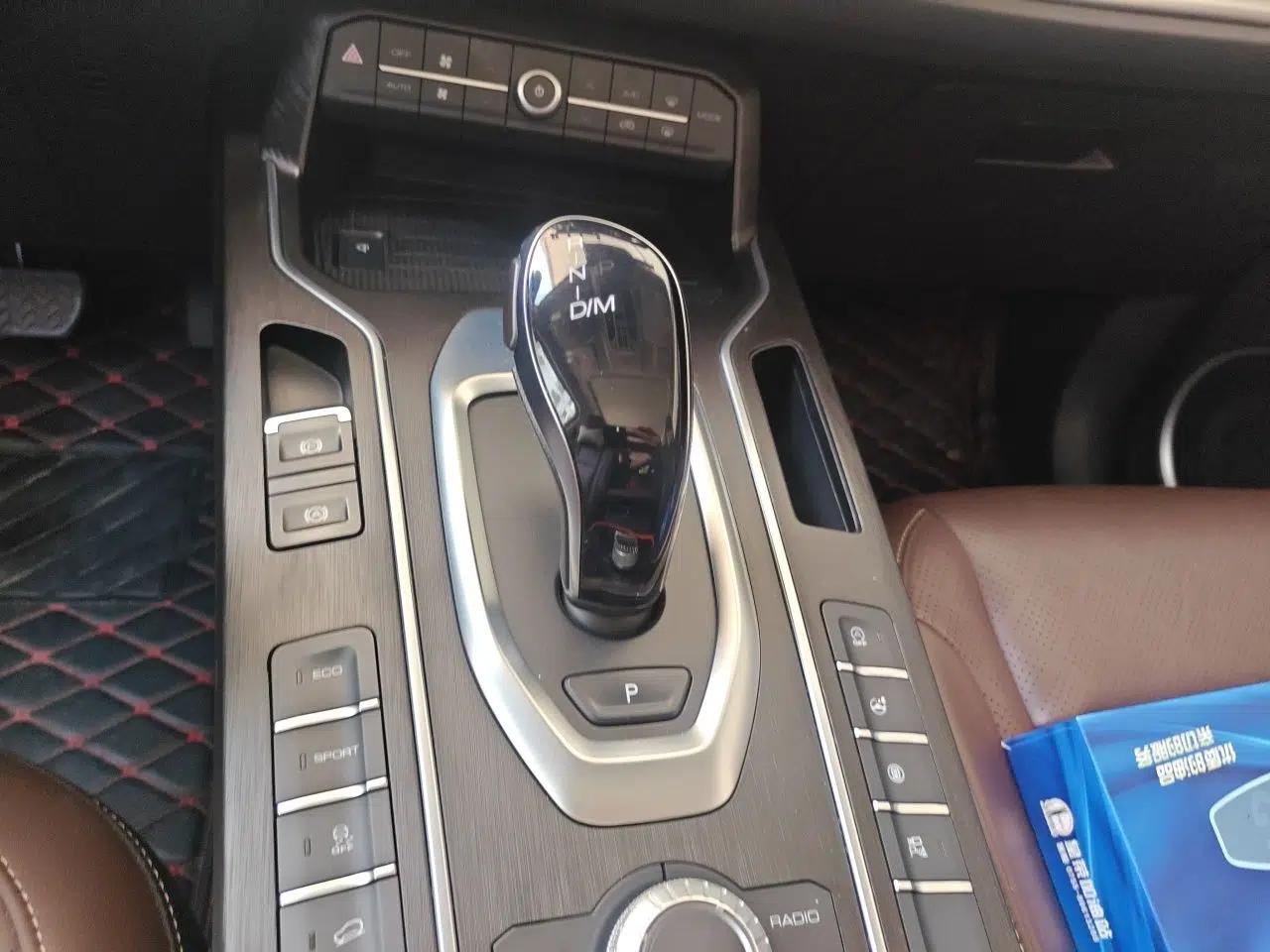 Wey VV6 2021 2.0T Two-Wheel Drive Smart Plus — миниатюра 14