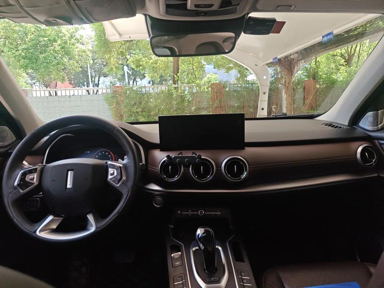 Wey VV6 2021 2.0T Two-Wheel Drive Smart Plus — миниатюра 18
