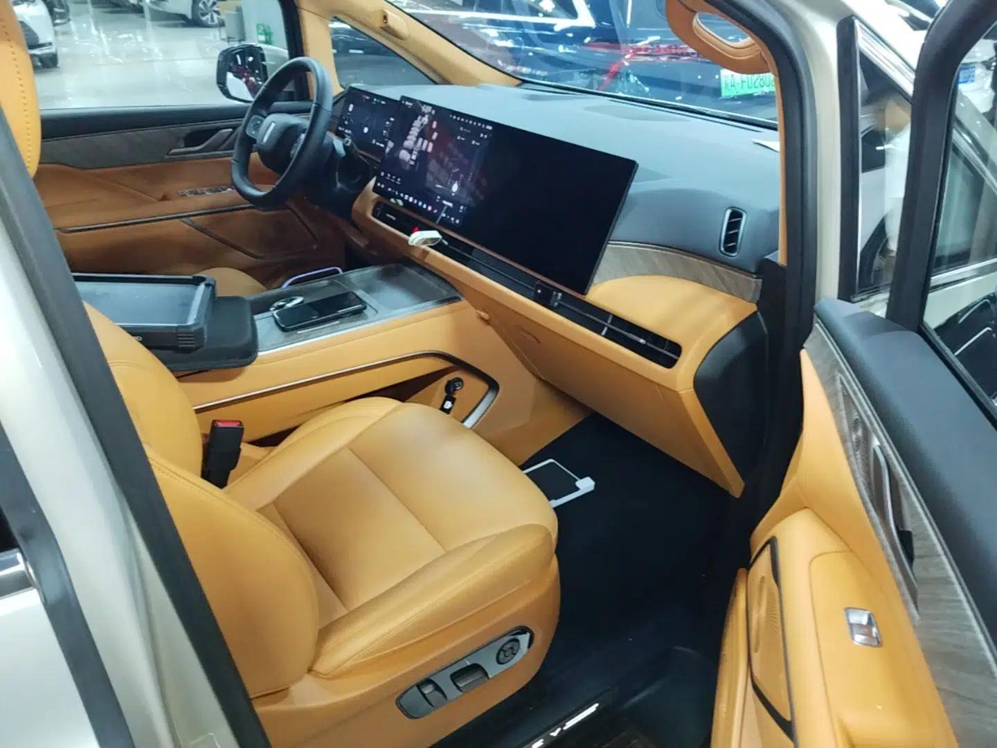 Wey Gaoshan 2025 Four-Wheel Drive Alpine 8 — миниатюра 24