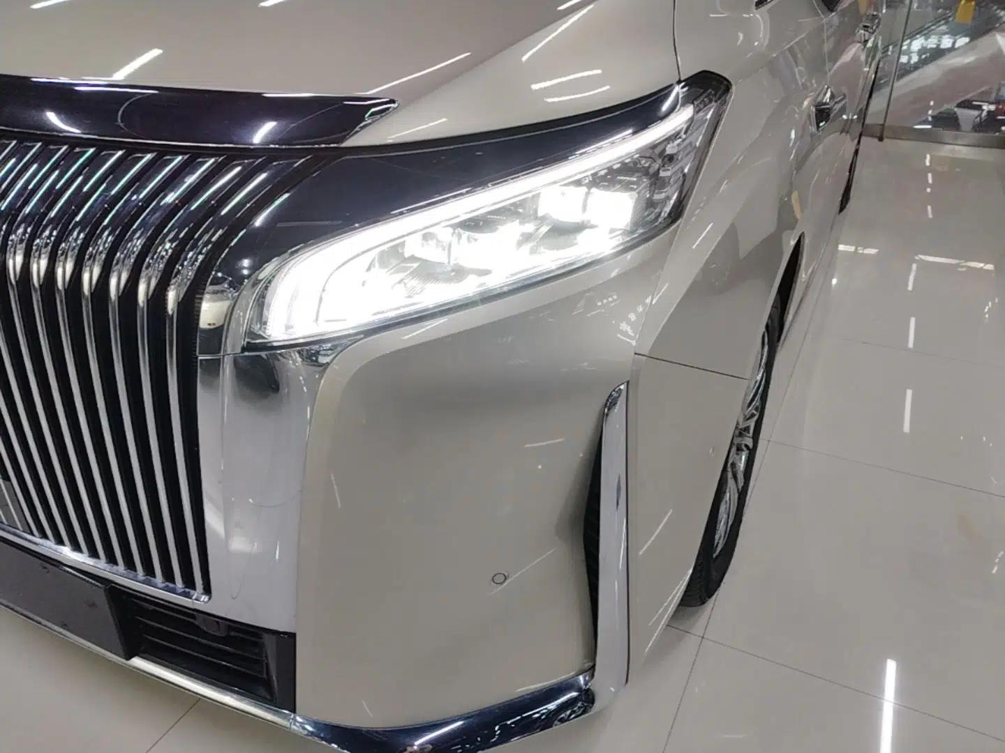 Wey Gaoshan 2025 Four-Wheel Drive Alpine 8 — миниатюра 8