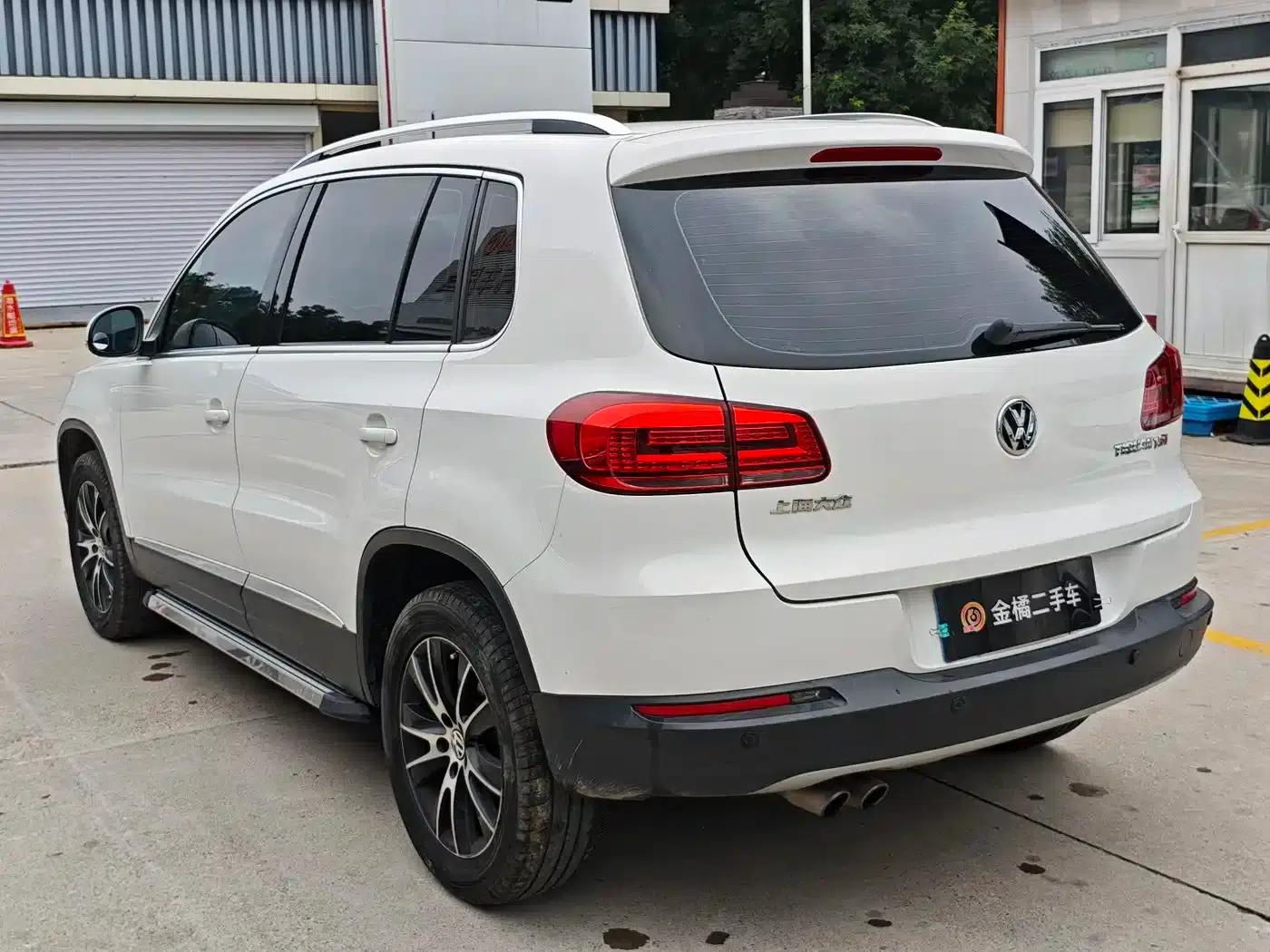 Tiguan 2015 1.8TSI Automatic 2WD Luxury — миниатюра 2