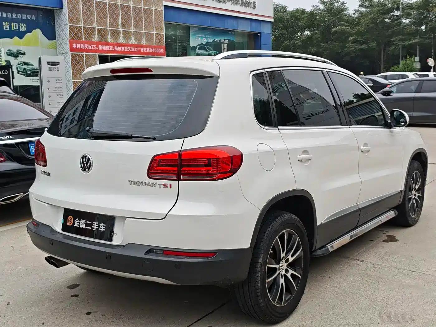 Tiguan 2015 1.8TSI Automatic 2WD Luxury — миниатюра 3