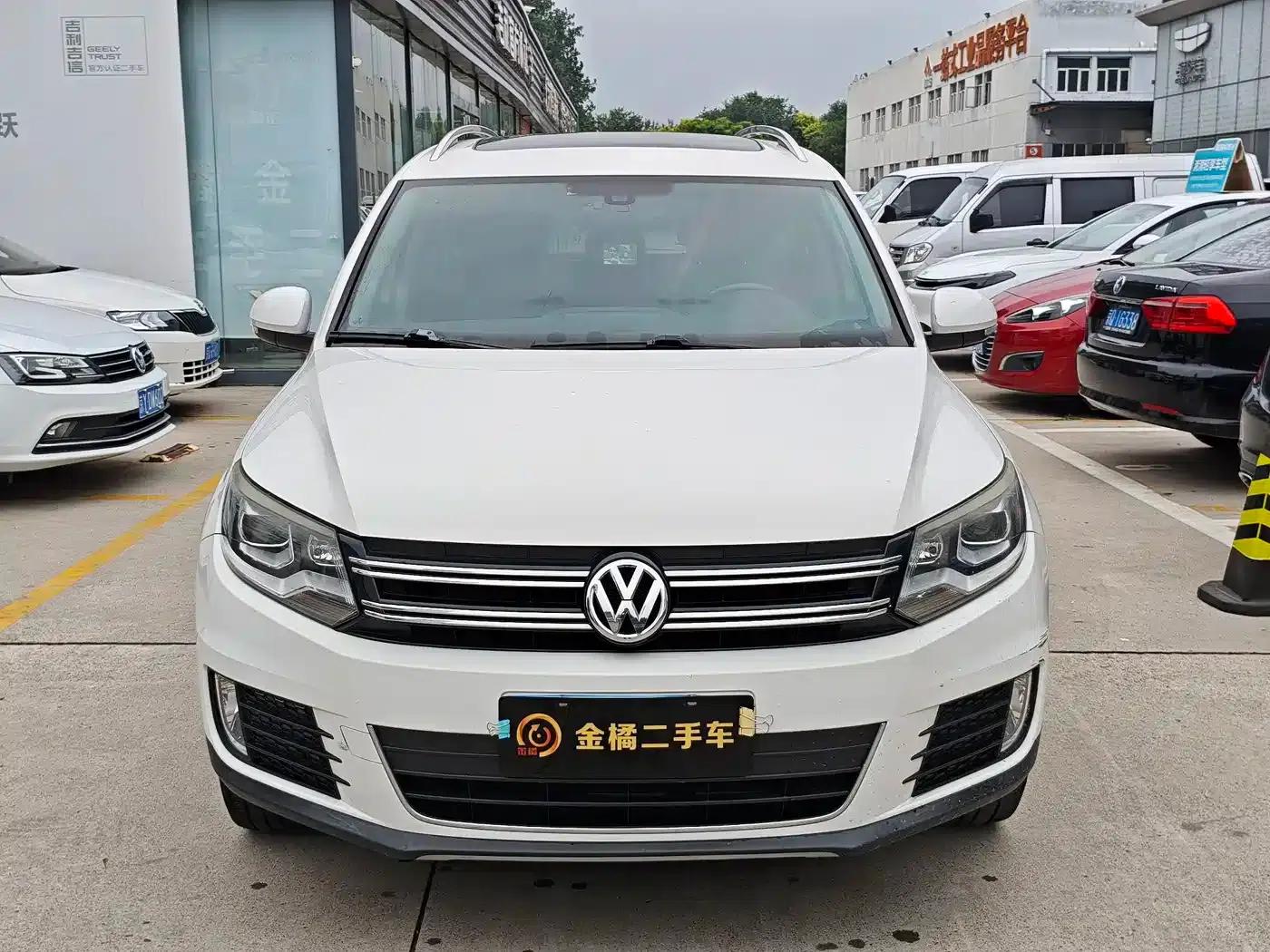 Tiguan 2015 1.8TSI Automatic 2WD Luxury — миниатюра 5