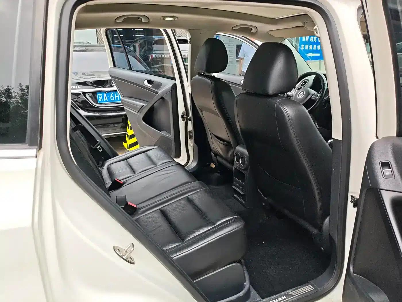 Tiguan 2015 1.8TSI Automatic 2WD Luxury — миниатюра 9
