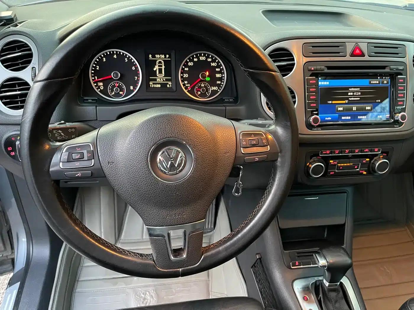 Tiguan 2010 2.0TSI Automatic 4WD Elite Edition — миниатюра 14