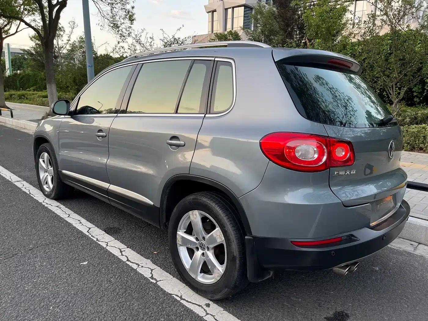 Tiguan 2010 2.0TSI Automatic 4WD Elite Edition — миниатюра 4