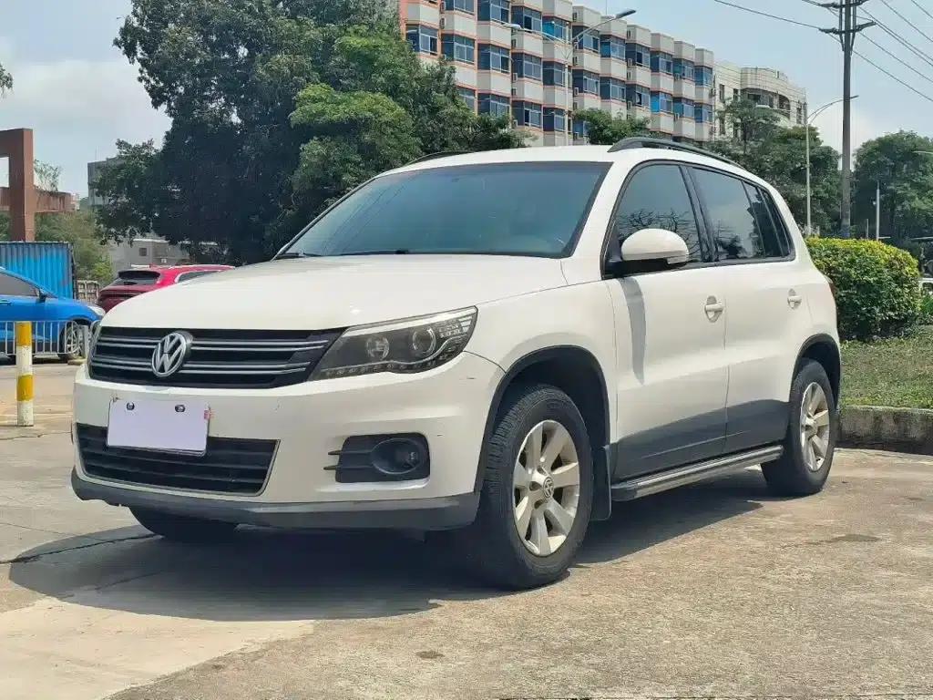 Tiguan 2010 1.8TSI Automatic 2WD Urban Edition — миниатюра 1