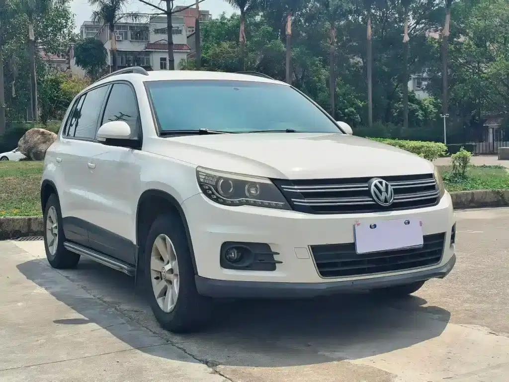Tiguan 2010 1.8TSI Automatic 2WD Urban Edition — миниатюра 3