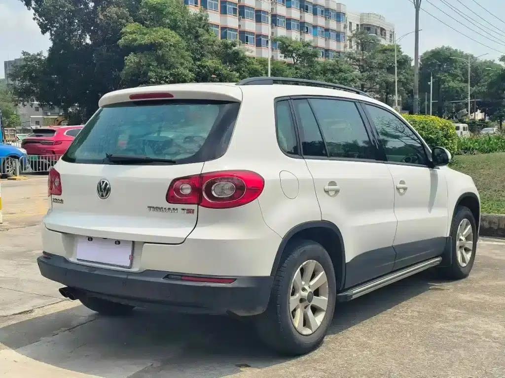 Tiguan 2010 1.8TSI Automatic 2WD Urban Edition — миниатюра 7