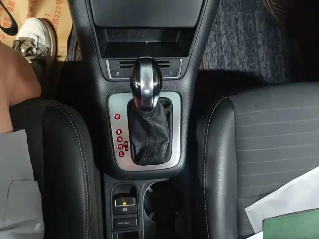 Tiguan 2017 300TSI Automatic 2WD Silk Road Fashion Edition — миниатюра 14