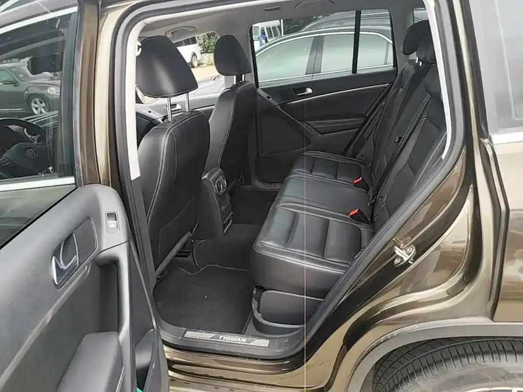 2016 Volkswagen Tiguan 300TSI Automatic 4WD Luxury Edition — миниатюра 17