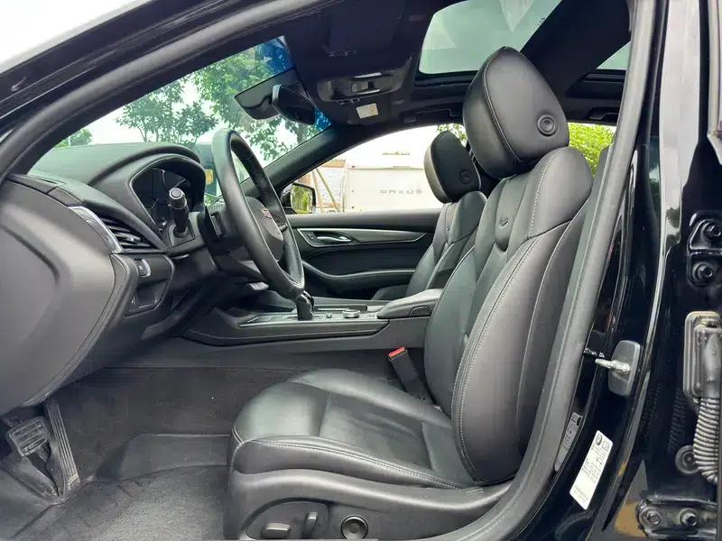2022 Cadillac CT5 28T Luxury — миниатюра 12
