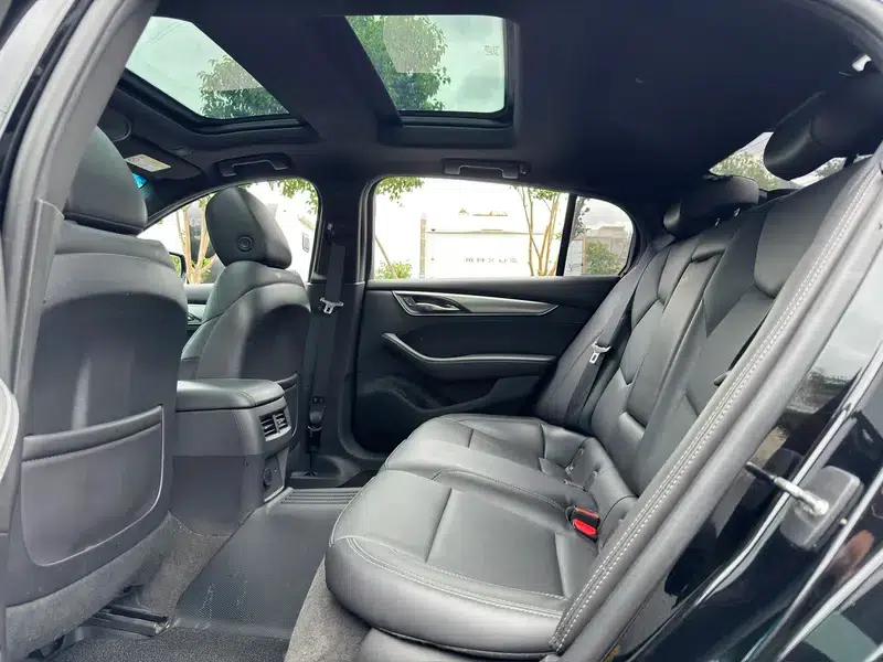 2022 Cadillac CT5 28T Luxury — миниатюра 15