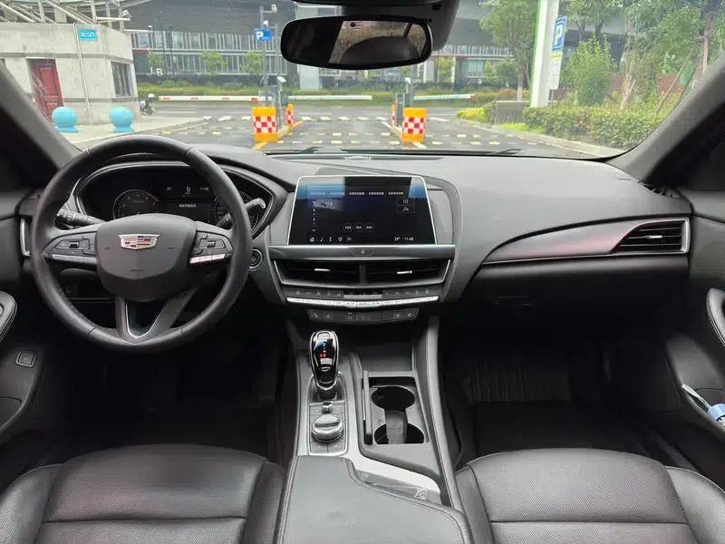 2022 Cadillac CT5 28T Luxury — миниатюра 10