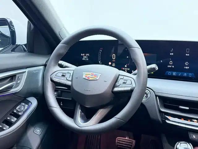 2024 Cadillac CT5 28T Luxury Pro — миниатюра 16