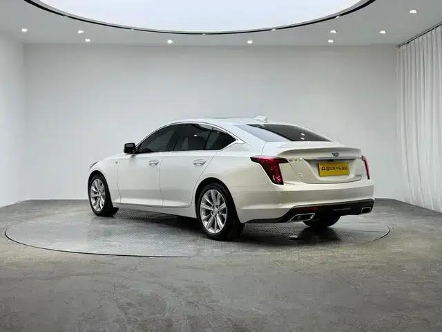 2024 Cadillac CT5 28T Luxury Pro — миниатюра 5