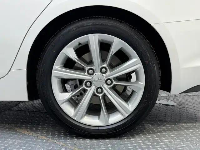 2024 Cadillac CT5 28T Luxury Pro — миниатюра 9