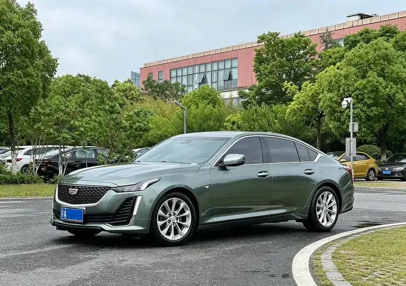 2023 Cadillac CT5 28T Luxury Standard Edition — миниатюра 1