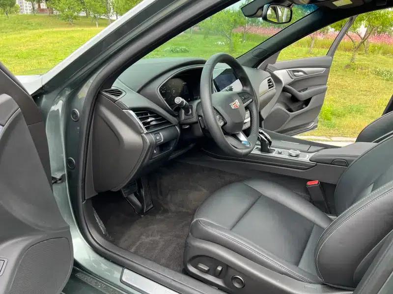 2023 Cadillac CT5 28T Luxury Standard Edition — миниатюра 18