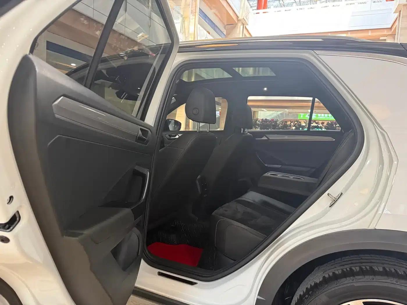 2022 T-ROC 280TSI DSG 2WD R-Line Pro PLUS — миниатюра 7