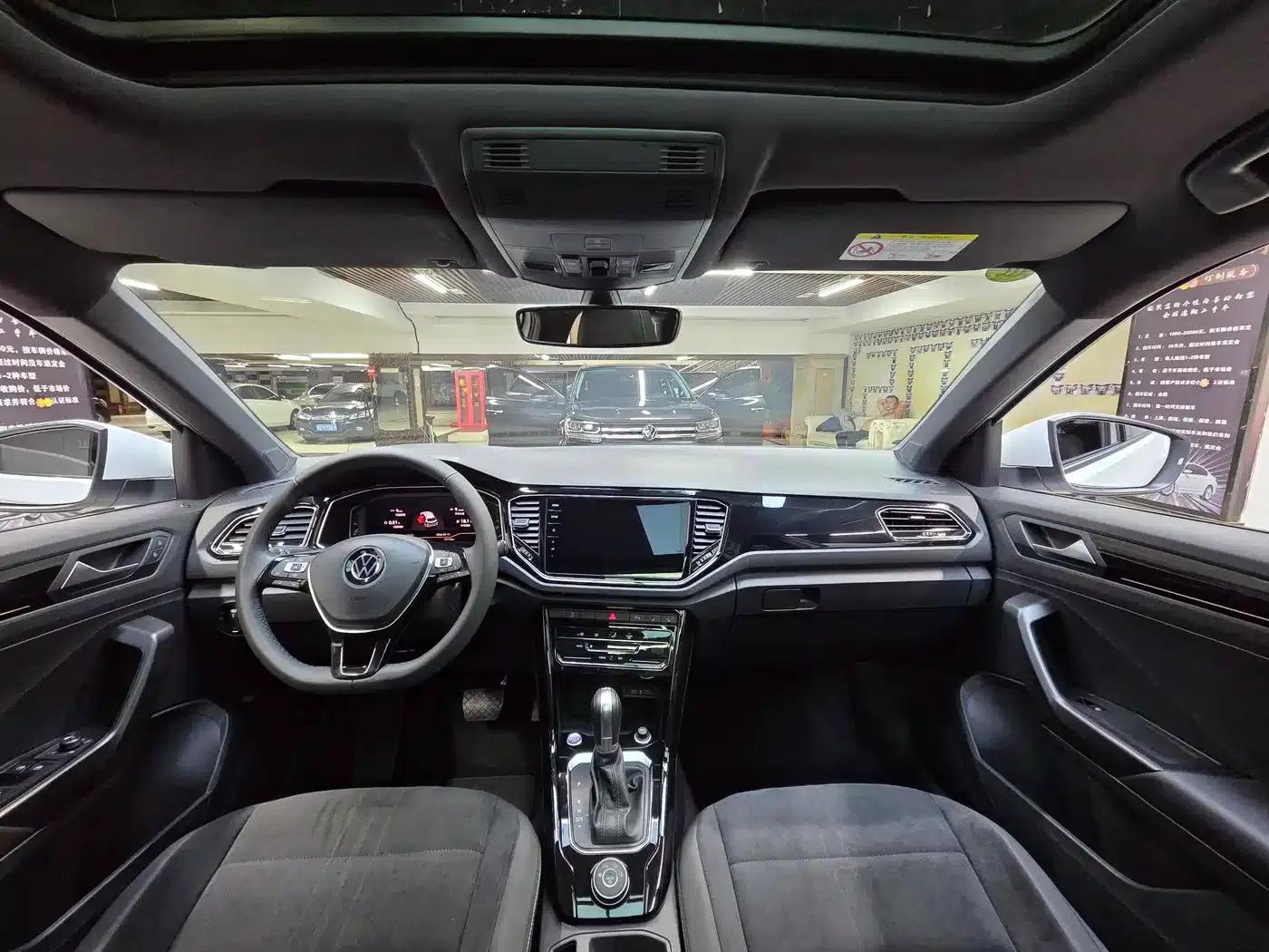 2021 T-ROC Facelift 280TSI DSG AWD Luxury Intelligent Edition — миниатюра 22
