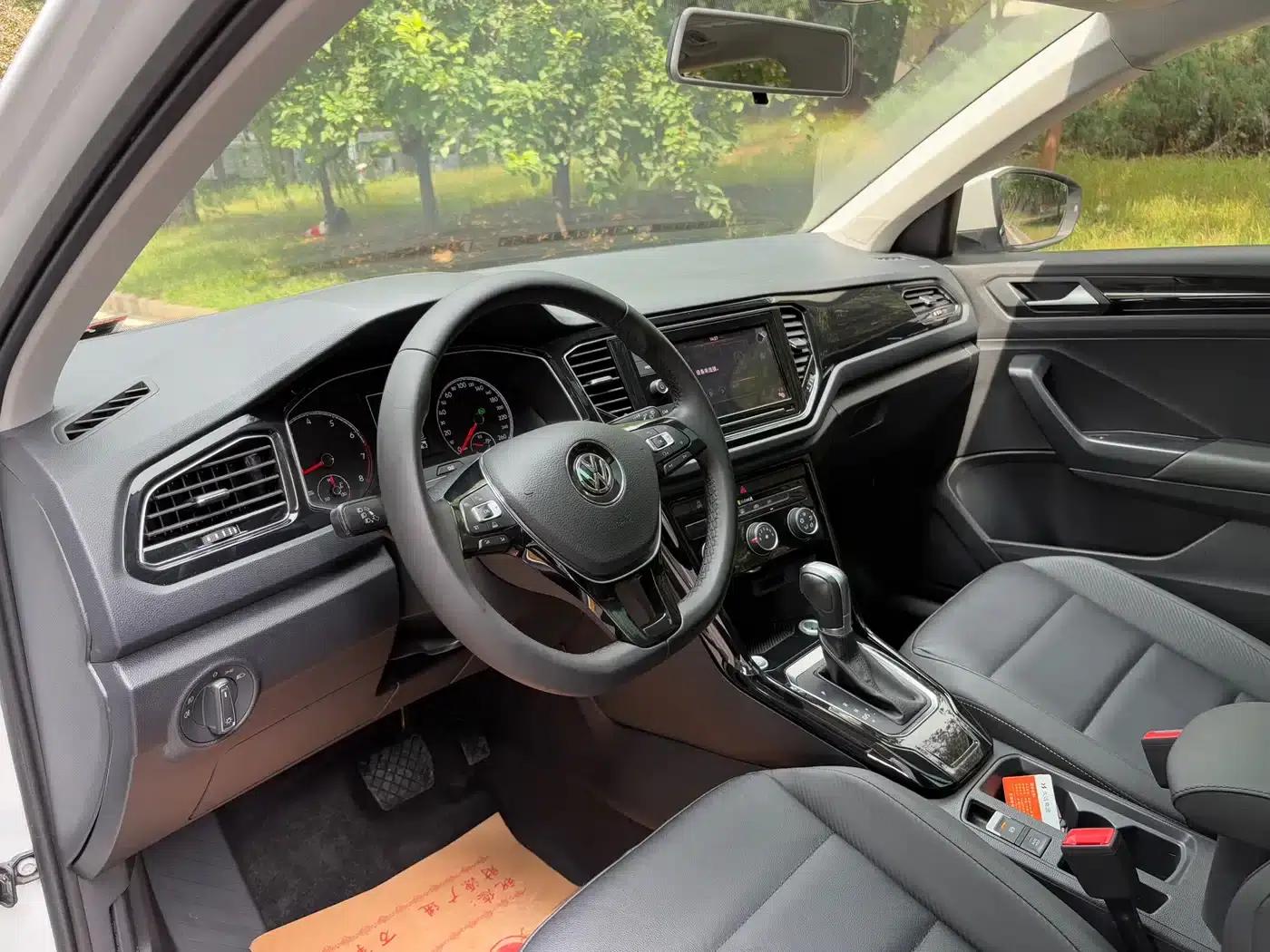 2019 T-ROC 280TSI DSG 2WD Comfort Model (National V Emission Standard) — миниатюра 4