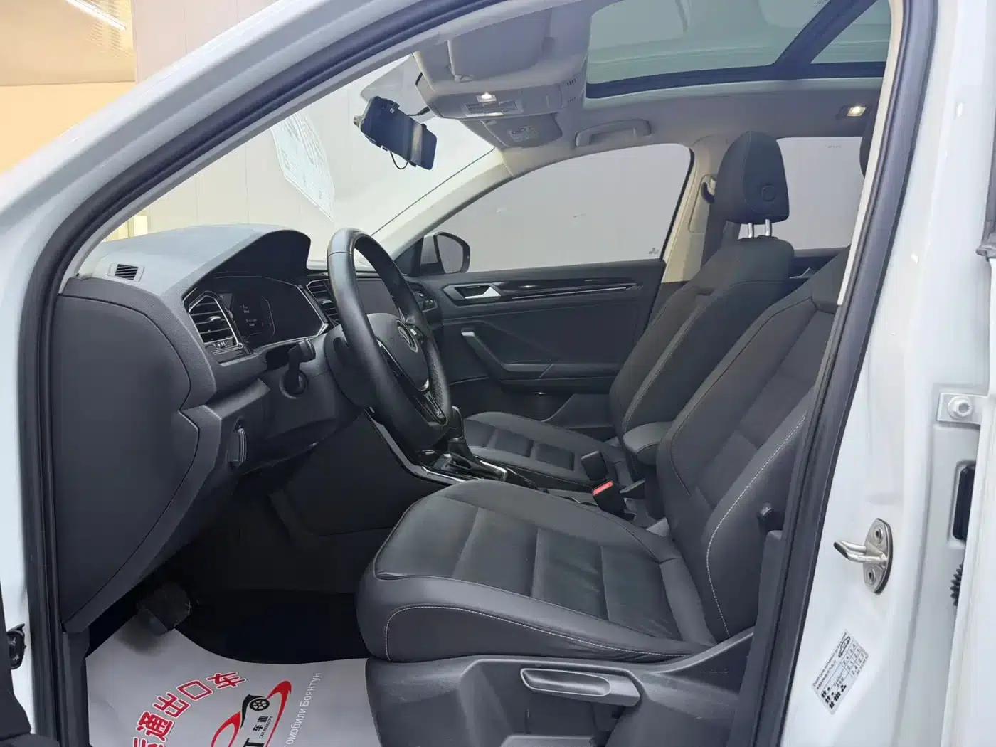 2021 T-ROC 280TSI DSG 2WD Comfort Smart Edition — миниатюра 6
