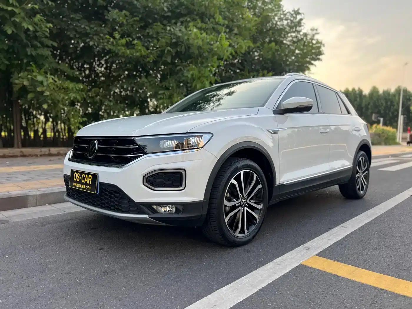 T-ROC 2022 280TSI DSG 2WD Comfort Plus — миниатюра 1