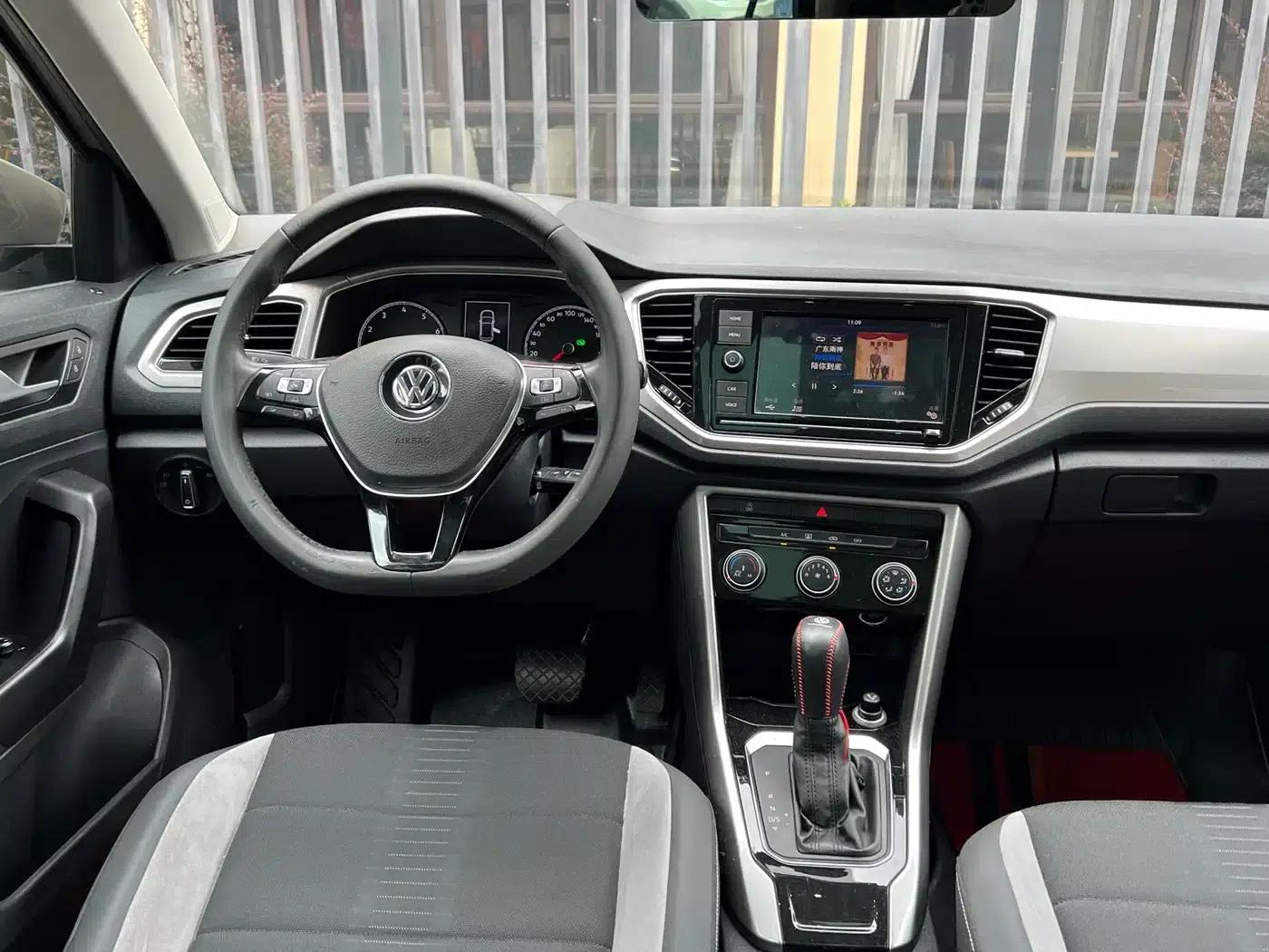 2019 T-ROC 230TSI DSG 2WD Entry-level Model (China VI Emission Standard) — миниатюра 19
