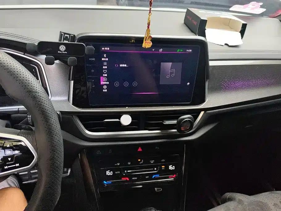 2023 T-ROC 300TSI DSG 2WD Chenguang Edition — миниатюра 13