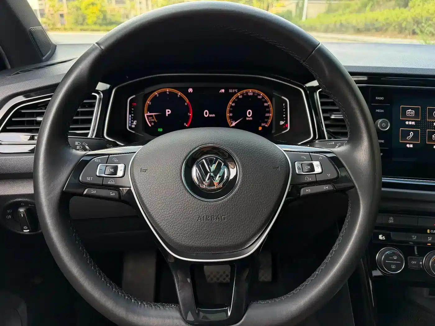 T-ROC 2019 280TSI DSG 4WD Luxury Edition (China VI Emission Standard) — миниатюра 10