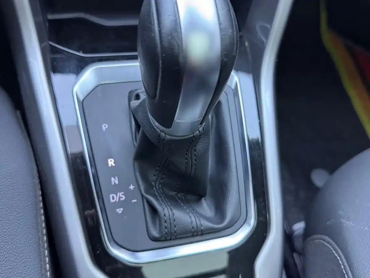 T-ROC 2022 280TSI DSG 2WD Elite PLUS — миниатюра 10