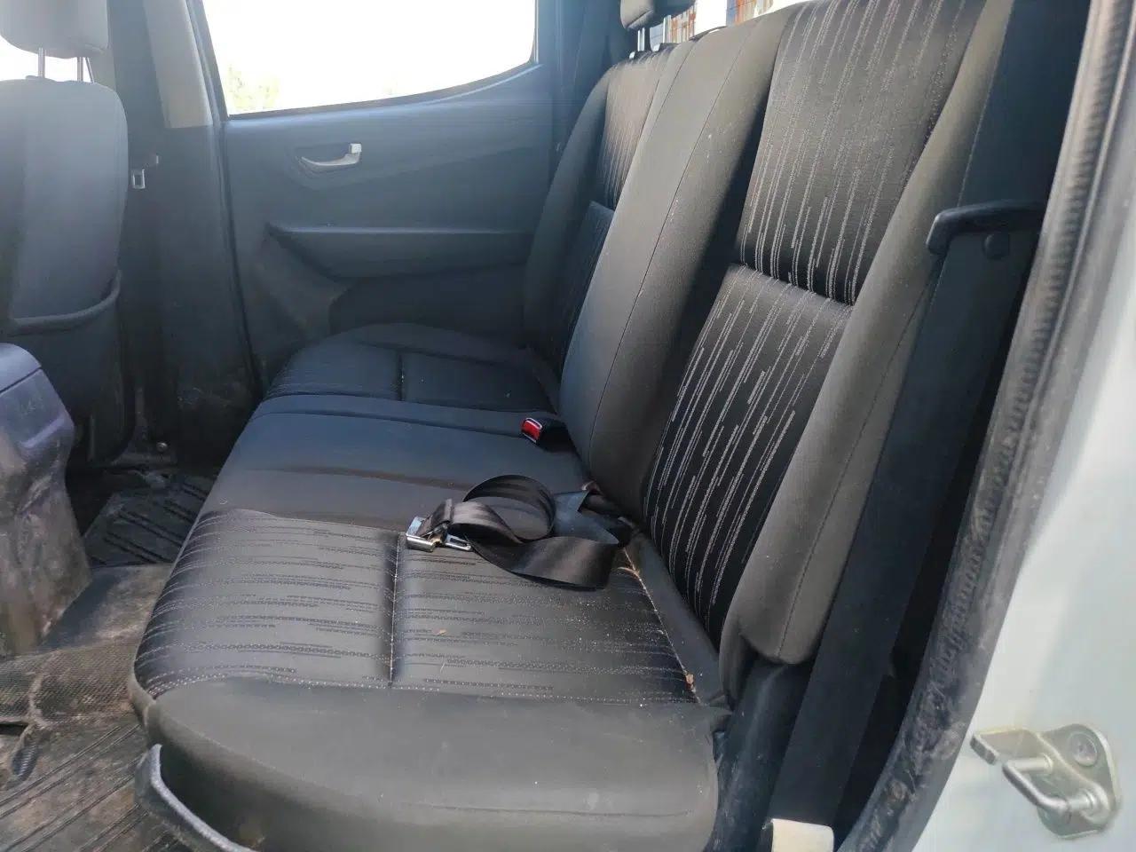 Isuzu JLM 2018 2.8T Classic Edition Two-Wheel Drive Luxury Version with Extended Cargo Bed JE493ZLQ5F — миниатюра 17