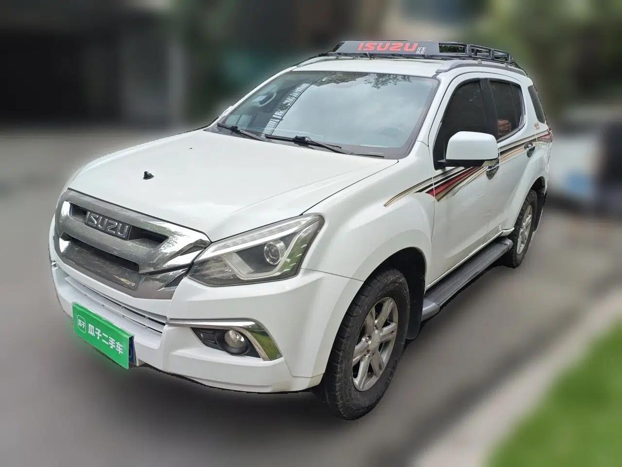 Isuzu mu-X 2018 3.0T Diesel Automatic 4x4 X-POWER Edition 5 Seats — миниатюра 1