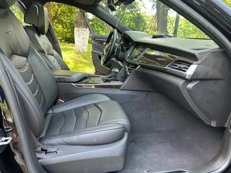 2017 Cadillac CT6 28T Platinum Edition — миниатюра 11