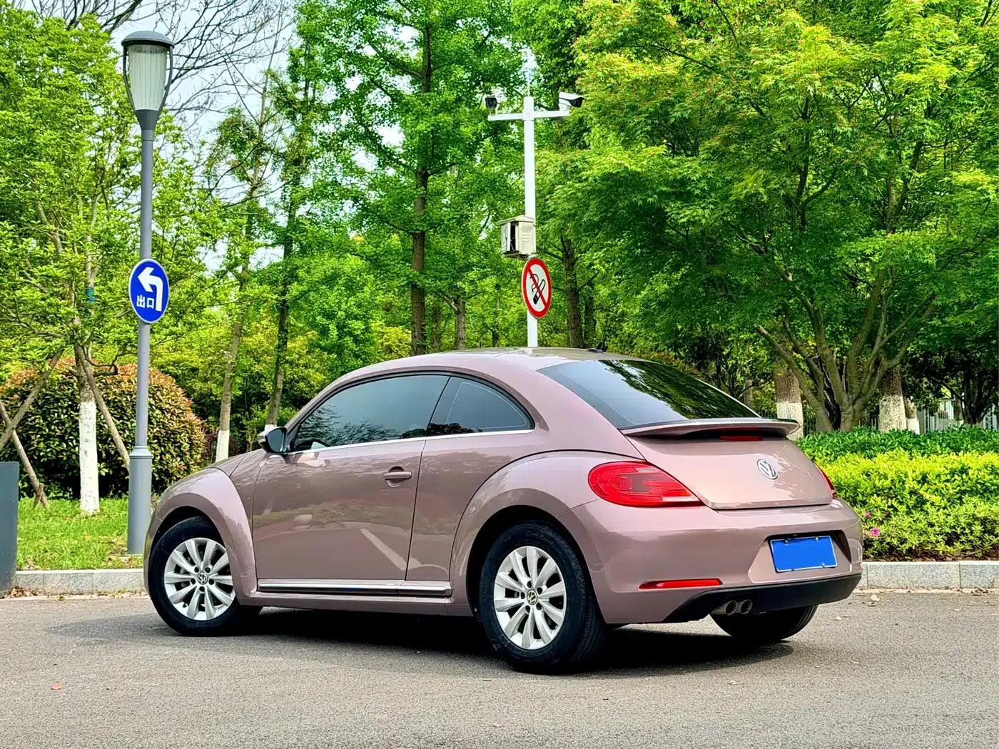 2014 Volkswagen Beetle 1.4TSI Fashion Edition — миниатюра 3