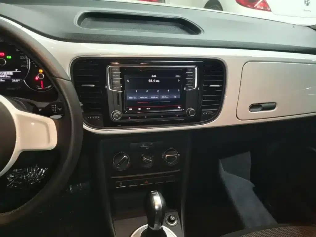 2015 Volkswagen Beetle 180TSI — миниатюра 13