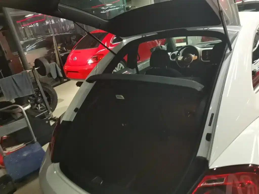 2015 Volkswagen Beetle 180TSI — миниатюра 19