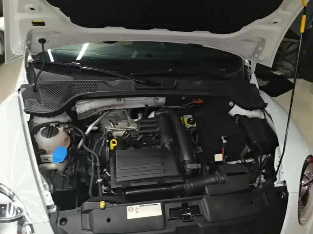 2015 Volkswagen Beetle 180TSI — миниатюра 20