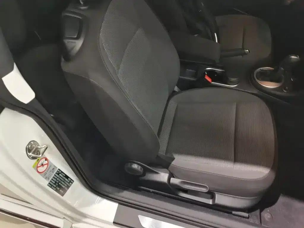 2015 Volkswagen Beetle 180TSI — миниатюра 25