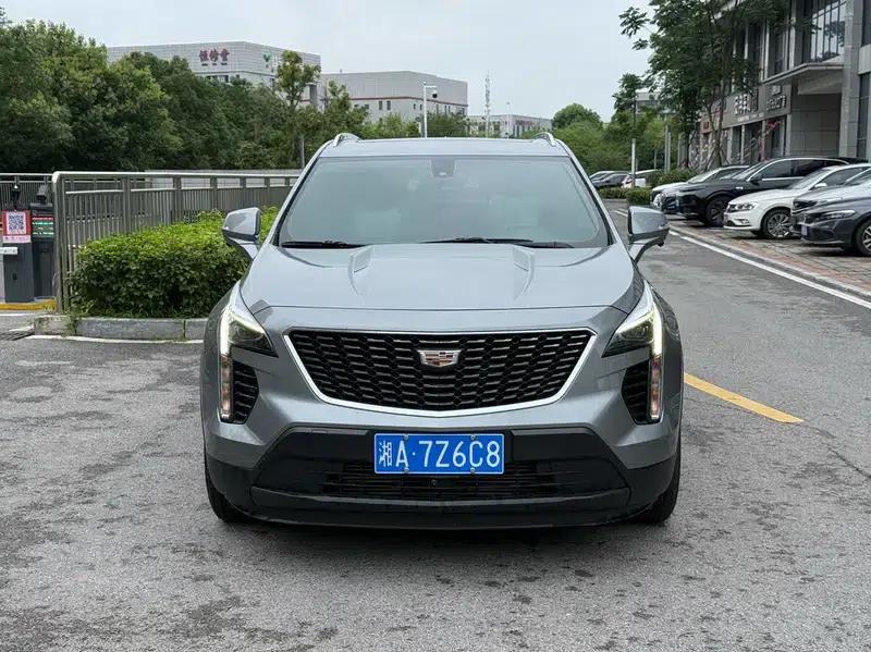 Cadillac XT4 2023 28T 2WD Fashion Edition — миниатюра 2