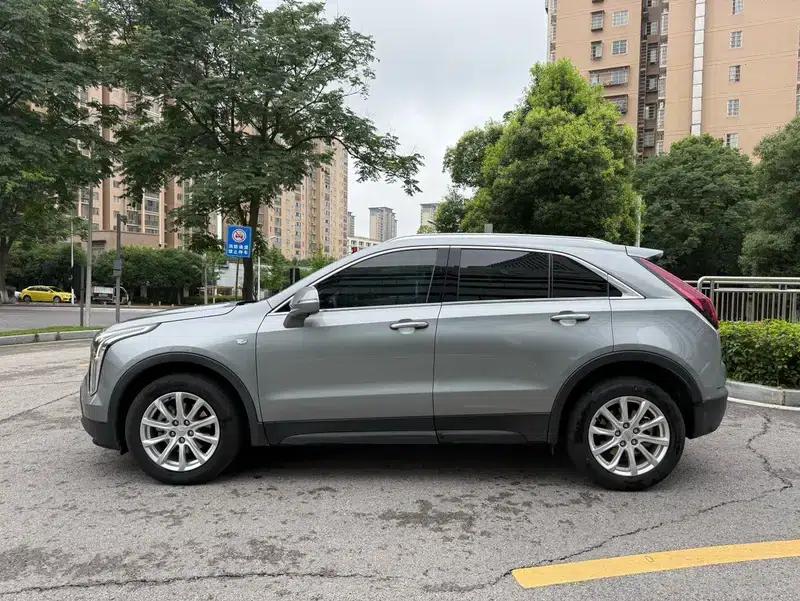 Cadillac XT4 2023 28T 2WD Fashion Edition — миниатюра 4