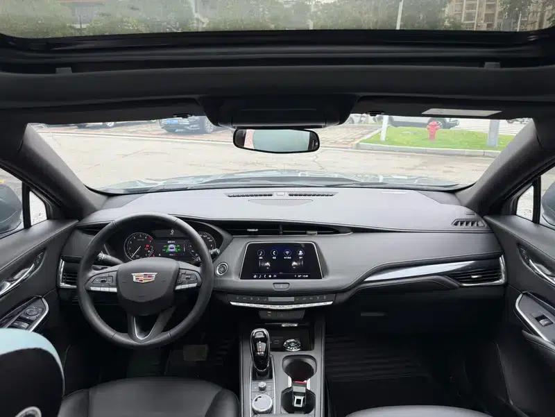 Cadillac XT4 2023 28T 2WD Fashion Edition — миниатюра 7