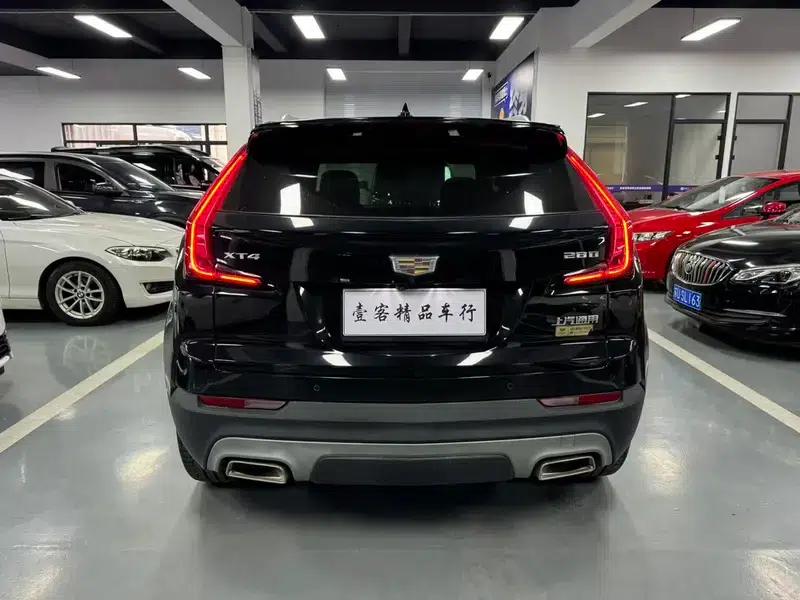 2021 Cadillac XT4 28T Two-Wheel Drive Luxury — миниатюра 5