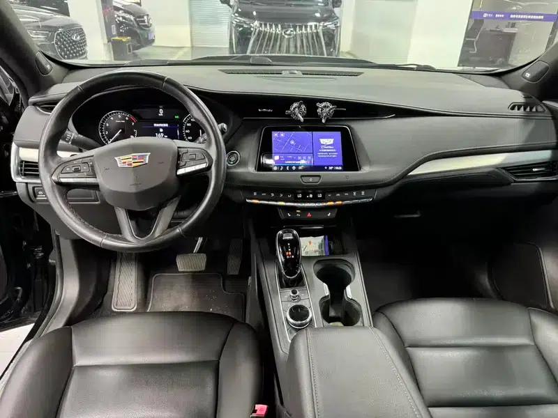 2021 Cadillac XT4 28T Two-Wheel Drive Luxury — миниатюра 7